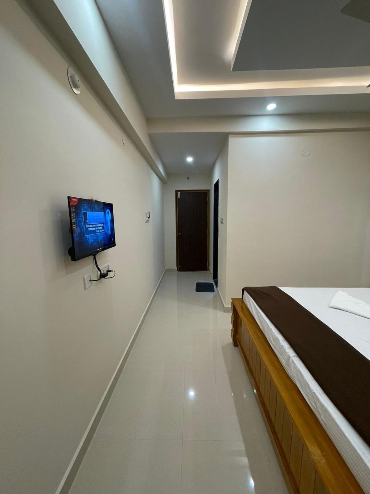 Hotel Radhma Residency أودوبي المظهر الخارجي الصورة
