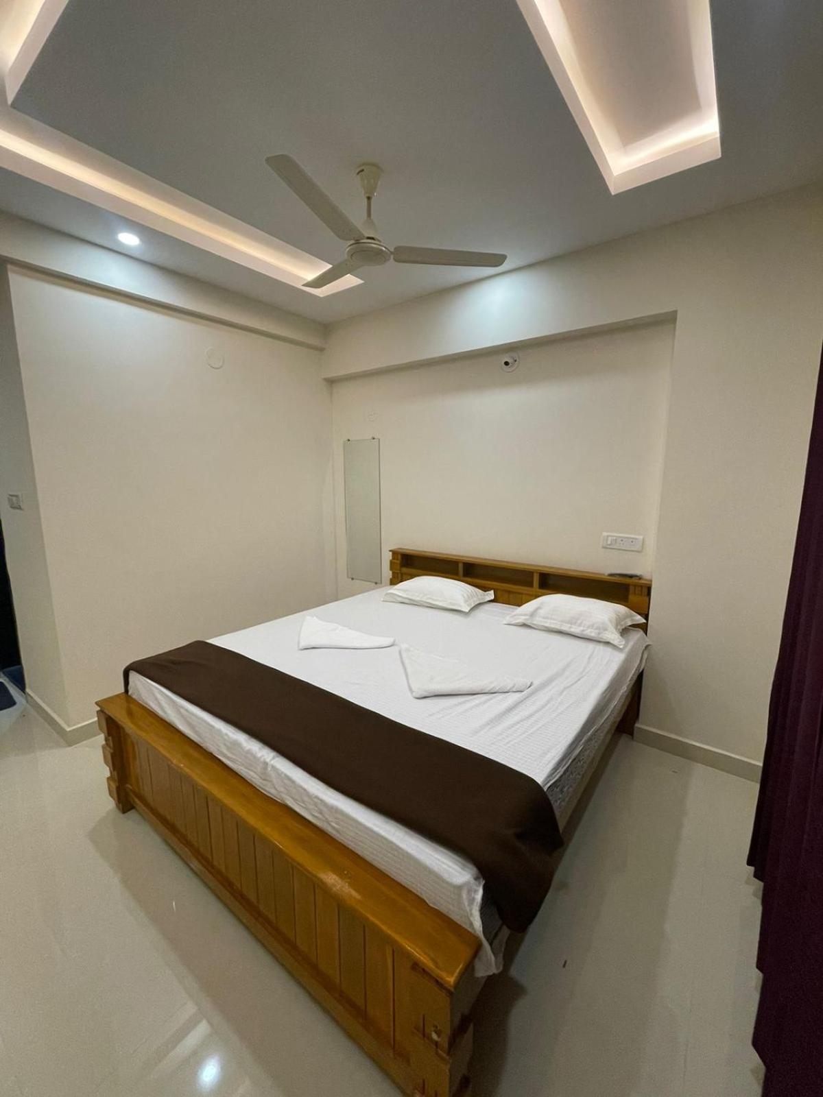 Hotel Radhma Residency أودوبي المظهر الخارجي الصورة